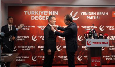 AKP’den istifa eden eski bakan Suat Kılıç, kardeş partiye geçti!
