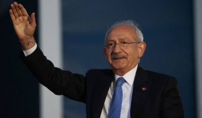 CHP’li eski Bakan ve milletvekilinden Kılıçdaroğlu’na “Görevi bırak” çağrısı