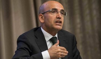 Bakan Mehmet Şimşek, düşük enflasyon için 1 yıl sonrasını gösterdi