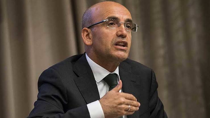 Bakan Mehmet Şimşek, düşük enflasyon için 1 yıl sonrasını gösterdi