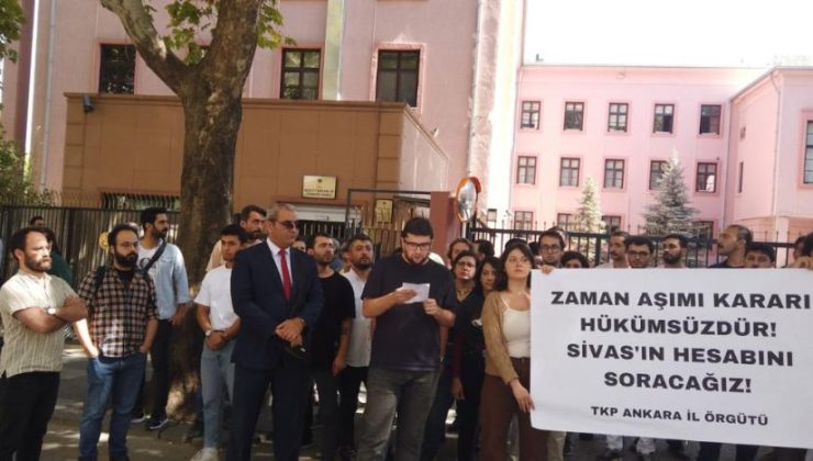 TKP, Sivas davasının düşürülmesini Adalet Bakanlığı önünde protesto etti