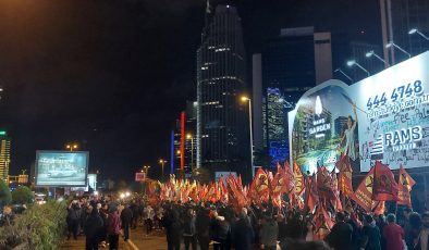 İsrail’in hastaneye saldırısı İstanbul’da protesto edildi