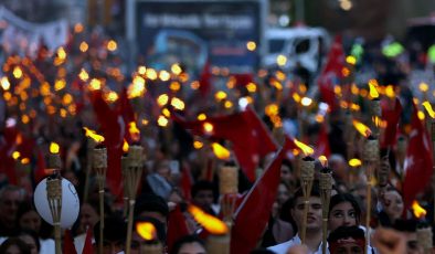 Cumhuriyetimizin meşalesi tüm Türkiye’de yanıyor