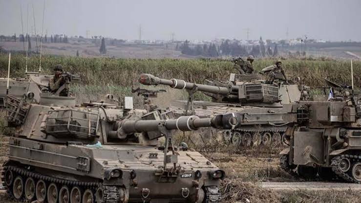 İsrail’in Gazze sınırında tank hareketliliği