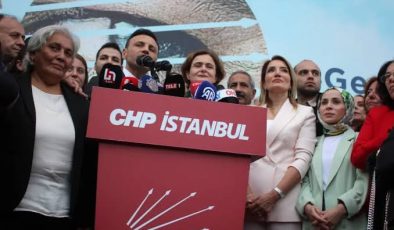 CHP İstanbul İl Başkanı Özgür Çelik görevi devraldı