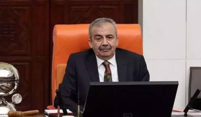Sırrı Süreyya Önder yaşamını yitirdi